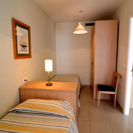Mestral 1-6 Apartment